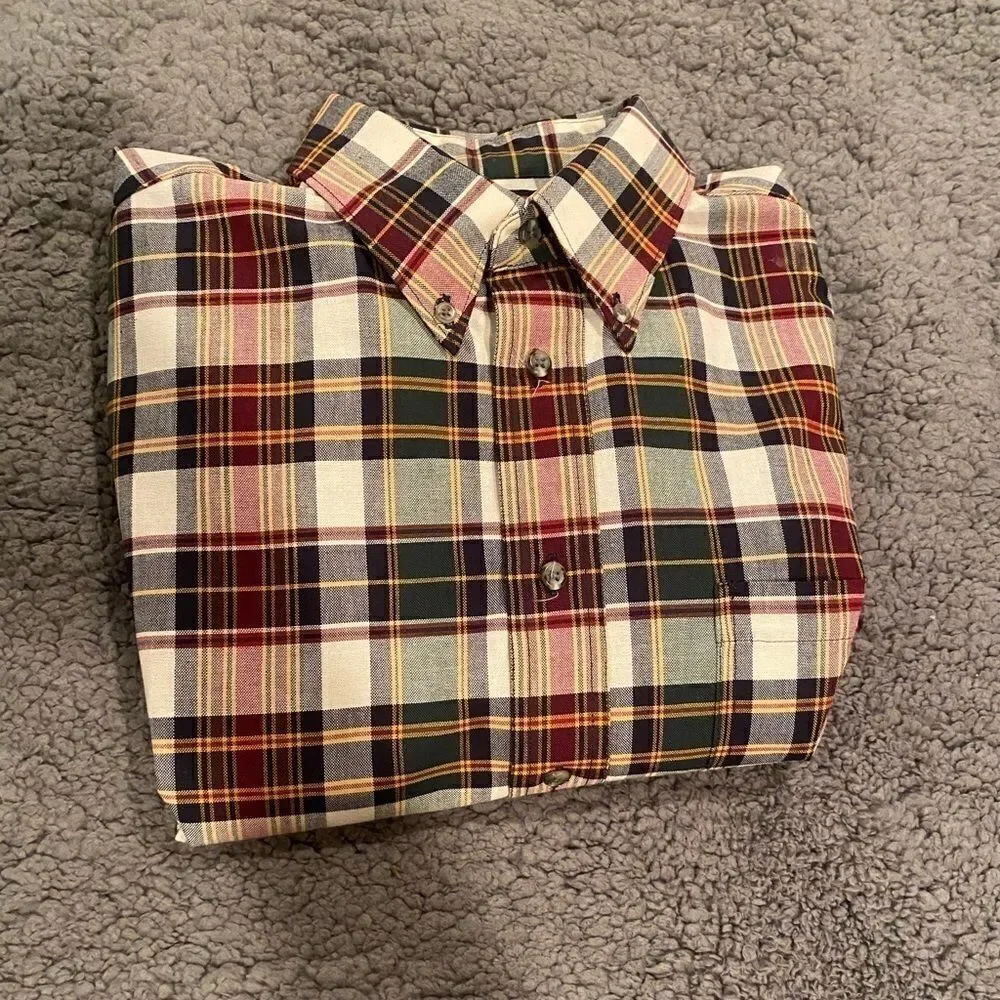 Twenty X Button Up Plaid Shirt Size Large